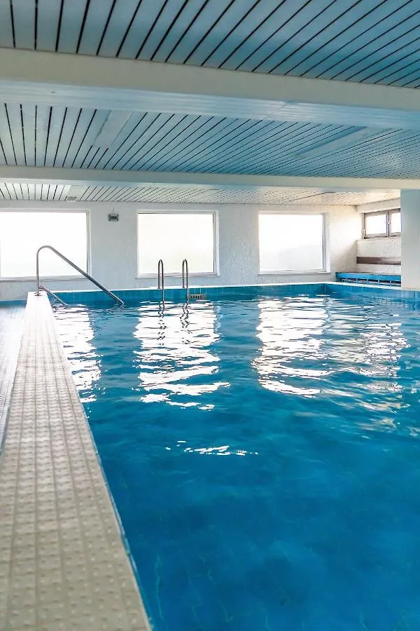 Ein Zimmer Apartment Bernau Mit Grosser Garage Incl 基姆湖畔贝尔瑙